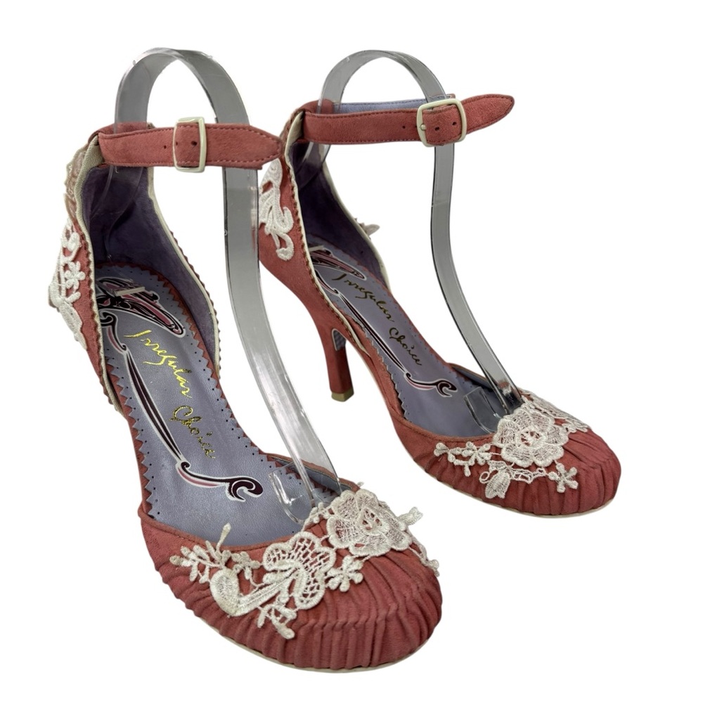 Irregular Choice Coquette Lace Suede Heels 38 1/2‎